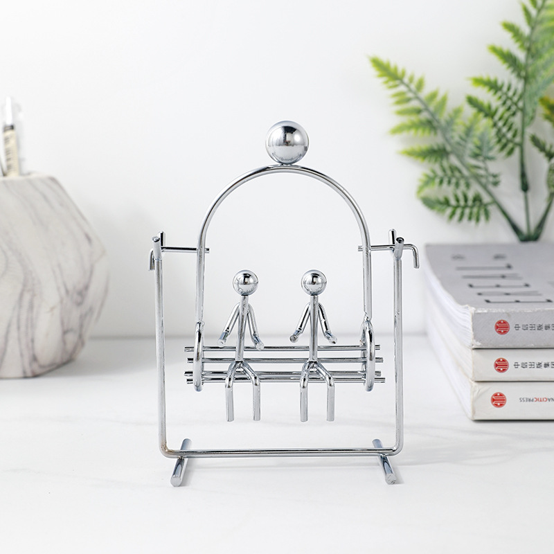 Кинетическая игрушка-балансир  – обзор и цена Newton Cradle Large