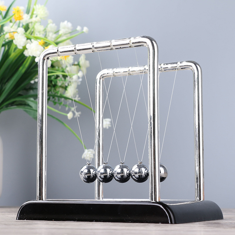 Маятник Ньютона мини-фигурка M – обзор и цена Newton Cradle Large